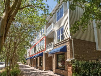 280 Seven Farms Drive Charleston, SC 29492