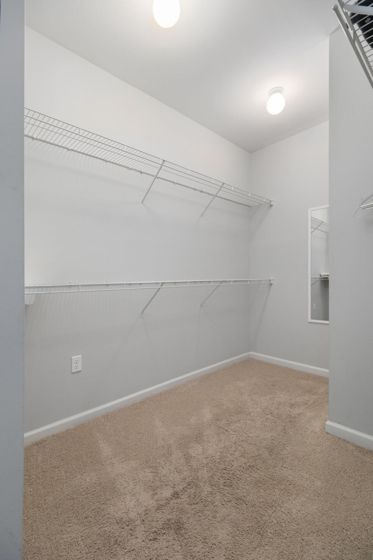 280 Seven Farms Drive Photo 13