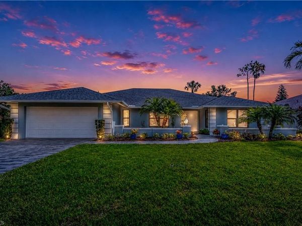 9882 Campbell CIR , NAPLES, FL 34109