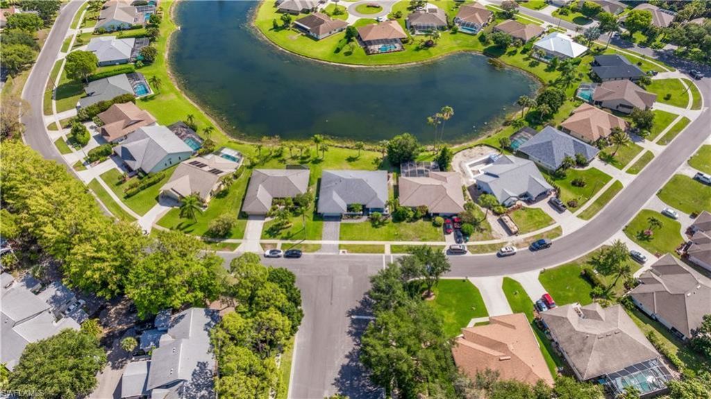 9882 Campbell Cir , Naples, FL 34109 Photo