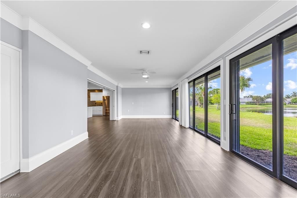 9882 Campbell Cir, Naples, FL 34109 Photo