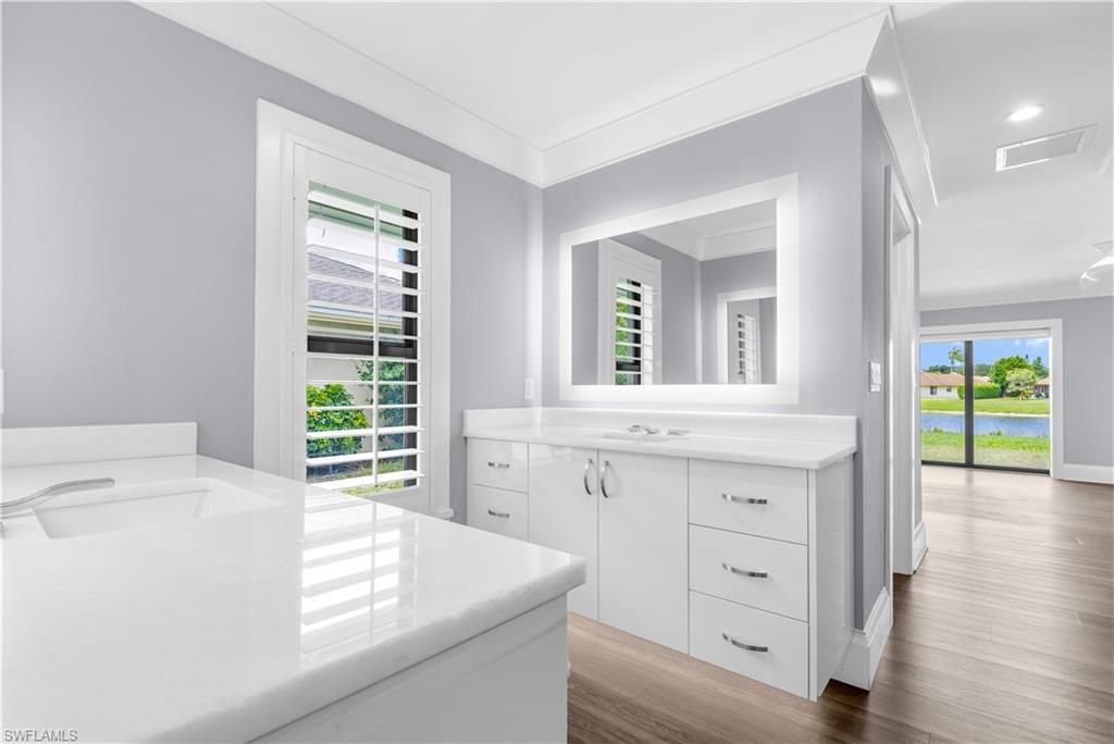 9882 Campbell Cir, Naples, FL 34109 Photo