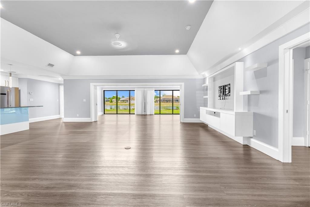9882 Campbell Cir, Naples, FL 34109 Photo