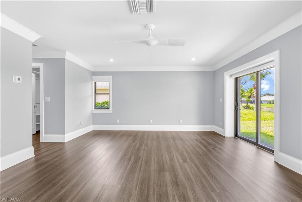 9882 Campbell Cir, Naples, FL 34109 Photo