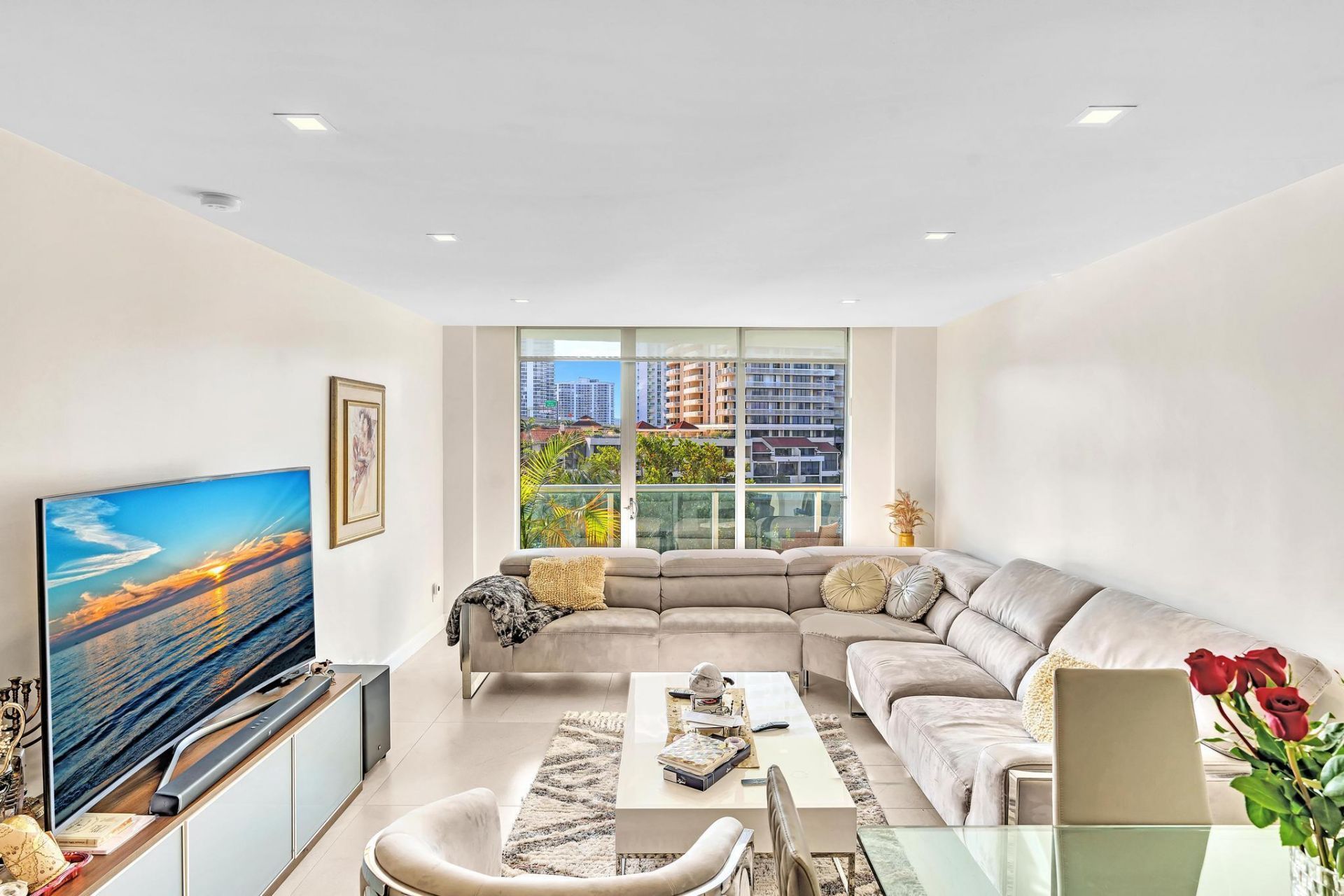 19390 Collins Avenue, Unit 421, Sunny Isles Beach, FL 33160 Photo