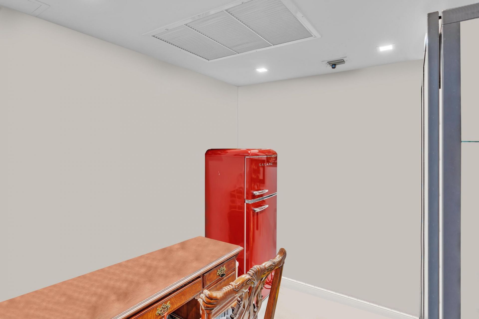 19390 Collins Avenue, Unit 421, Sunny Isles Beach, FL 33160 Photo