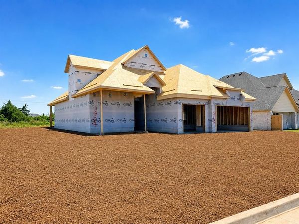 8404 NW 153rd Street, Edmond, OK 73013