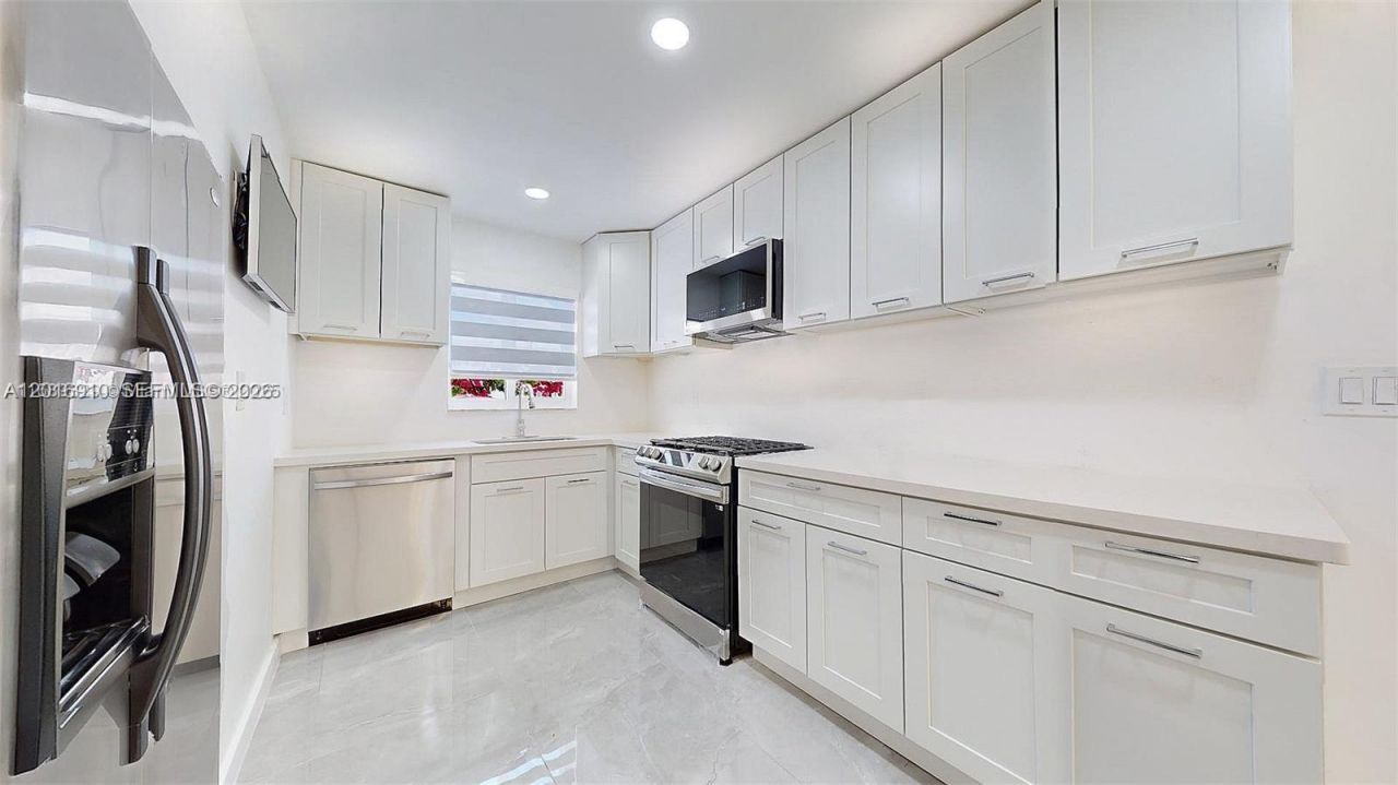 15704 SW 302nd Ter , Unit 15704, Homestead, FL 33033 Photo