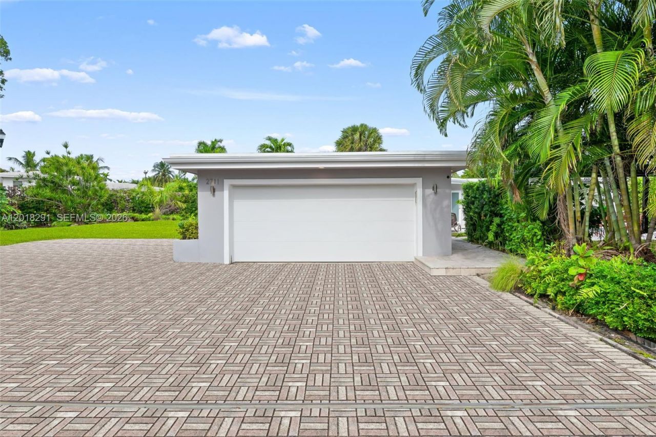 2711 Mayan Dr , Fort Lauderdale, FL 33316 Photo