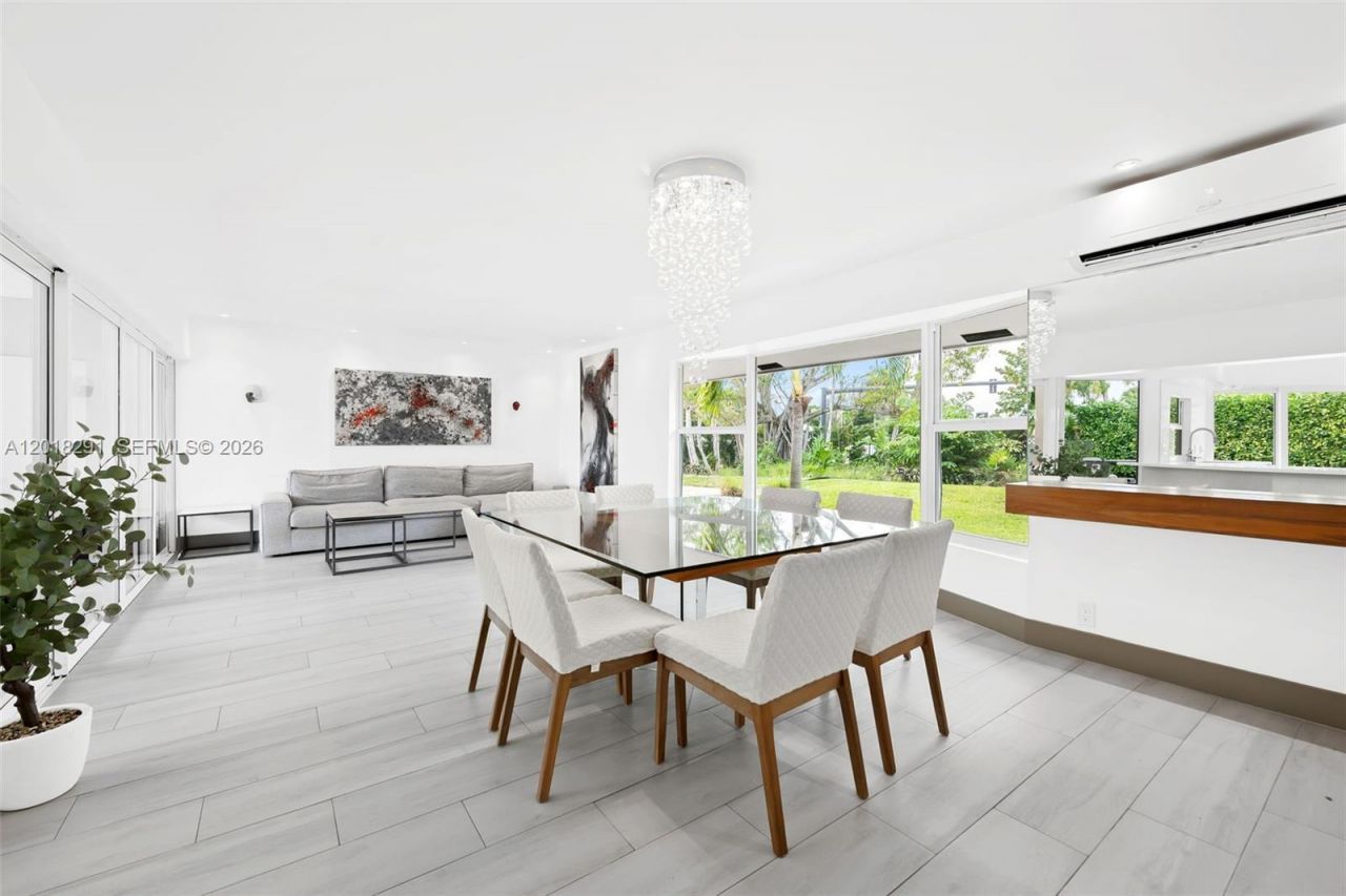 2711 Mayan Dr , Fort Lauderdale, FL 33316 Photo