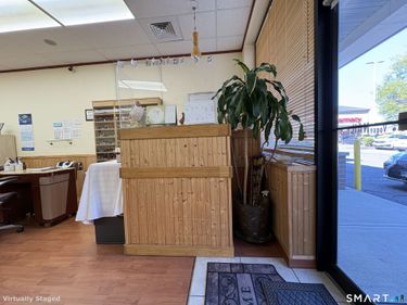 North Haven, CT 06473