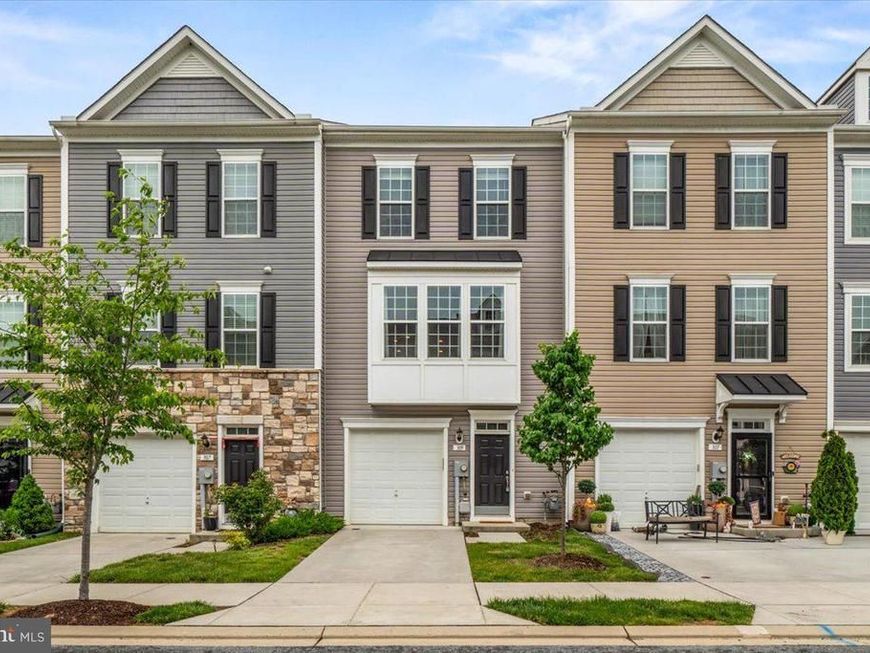 309 Spring Bank Way, Frederick, MD 21701 Main Photo