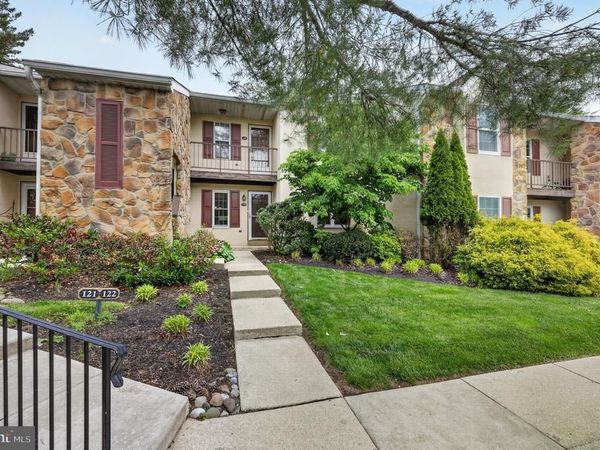 119 VALLEY STREAM CIRCLE, Unit 119B, CHESTERBROOK, PA 19087