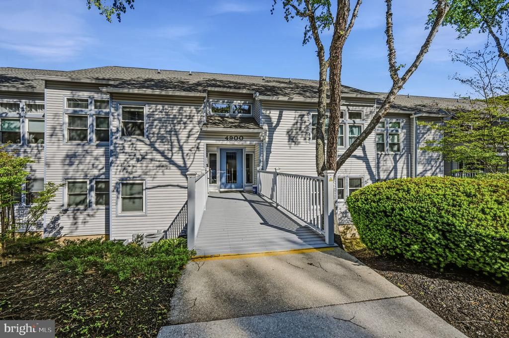 4901 Diana Drive, Unit 217, Wilmington, DE 19808 Main Photo