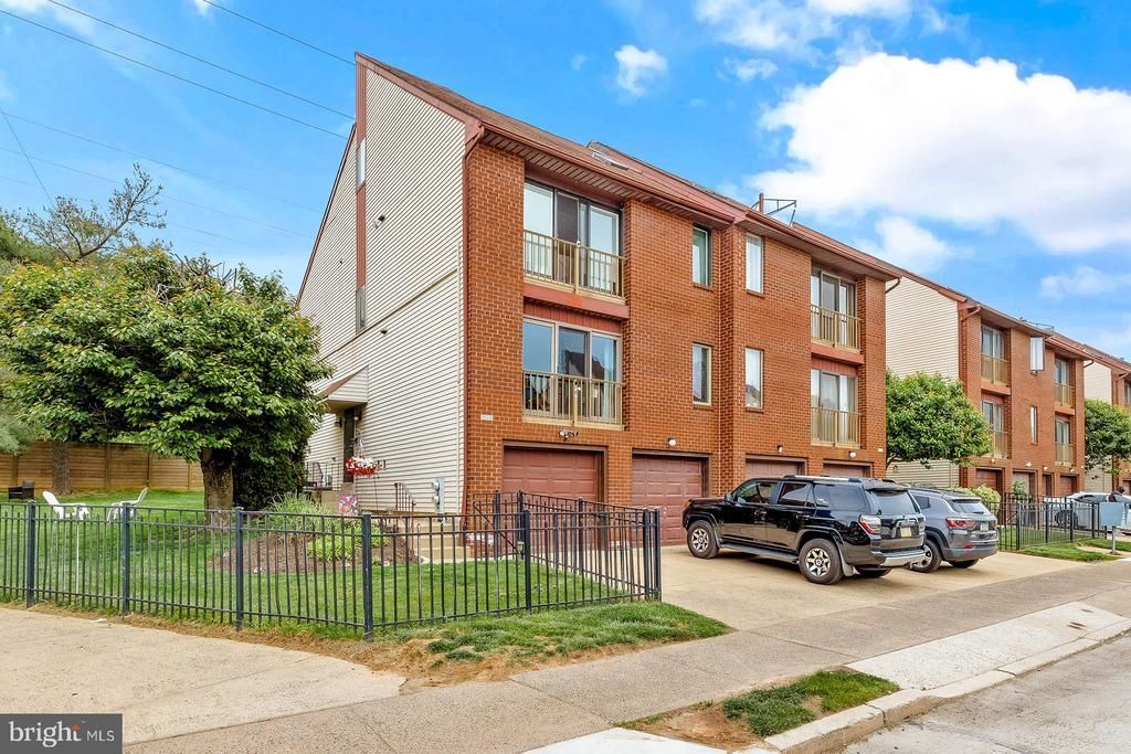 9504 James Street, Unit A, Philadelphia, PA 19114 Main Photo