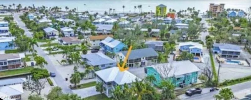 431 Lazy Way, Fort Myers Beach, FL 33931 Photo