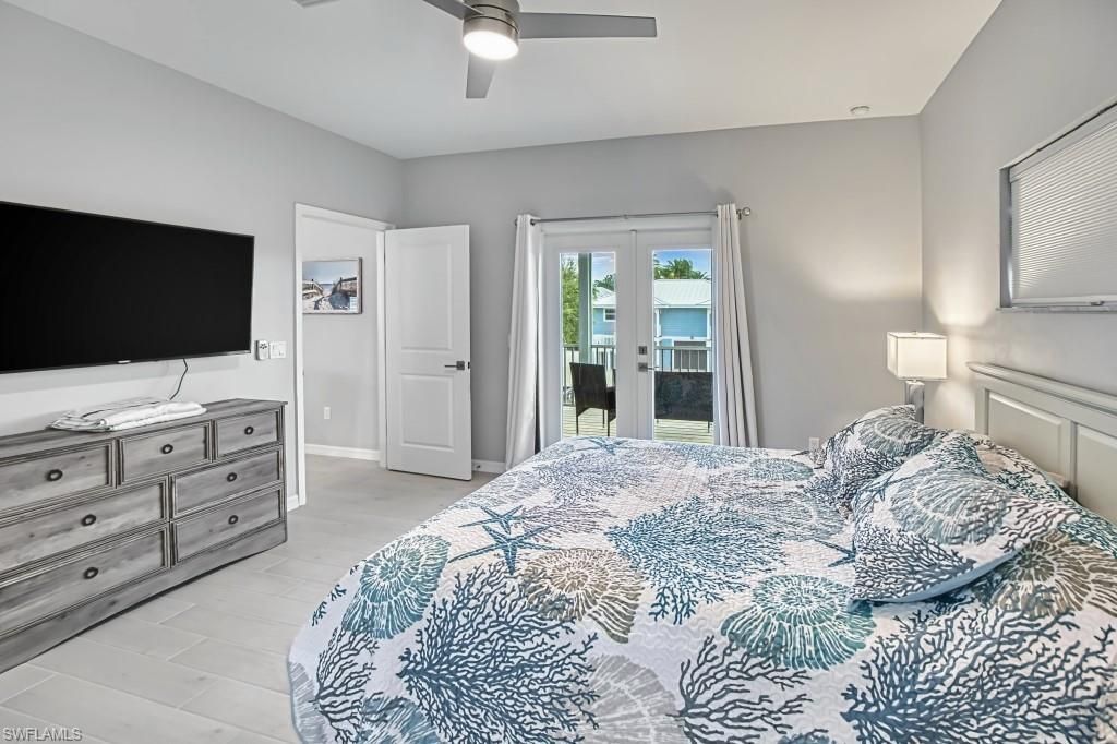 431 Lazy Way, Fort Myers Beach, FL 33931 Photo