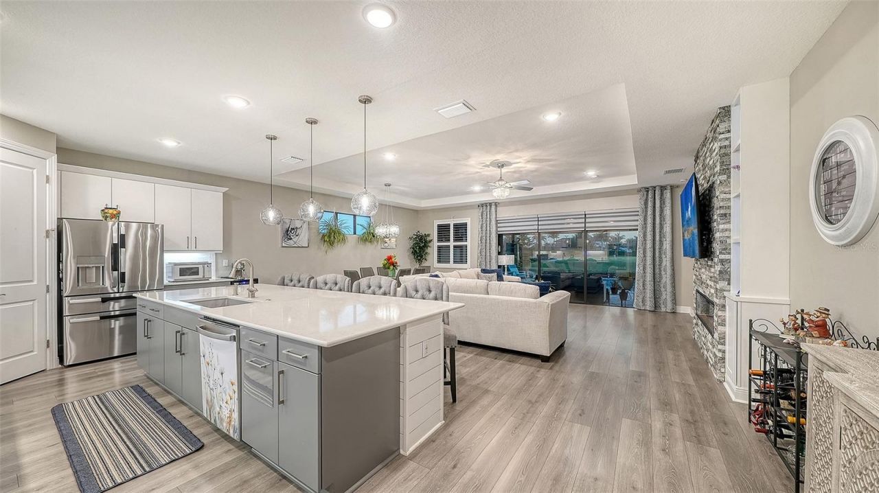 4921 Surfside Circle , Bradenton, FL 34211 Photo
