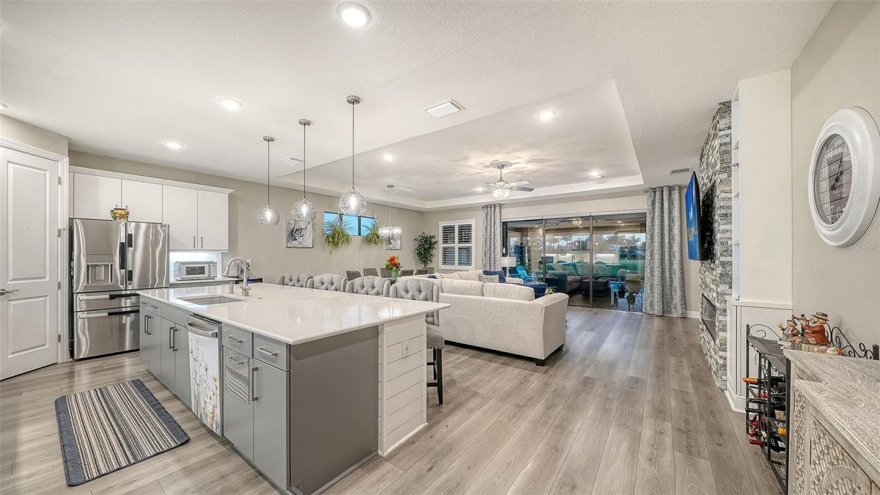 4921 Surfside Circle , Bradenton, FL 34211 Photo