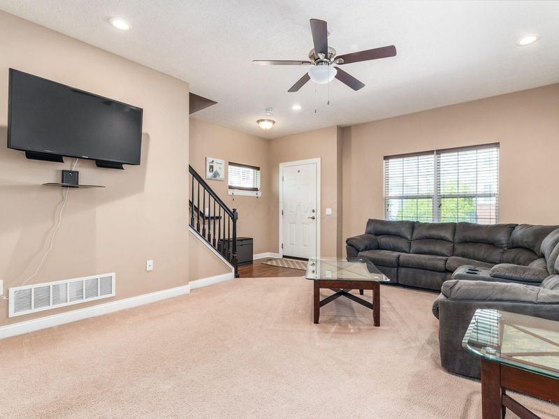 789 Reinhard Avenue , Columbus, OH 43206 Photo 4