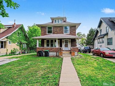 2430 Fontenelle Boulevard , Omaha, NE 68104