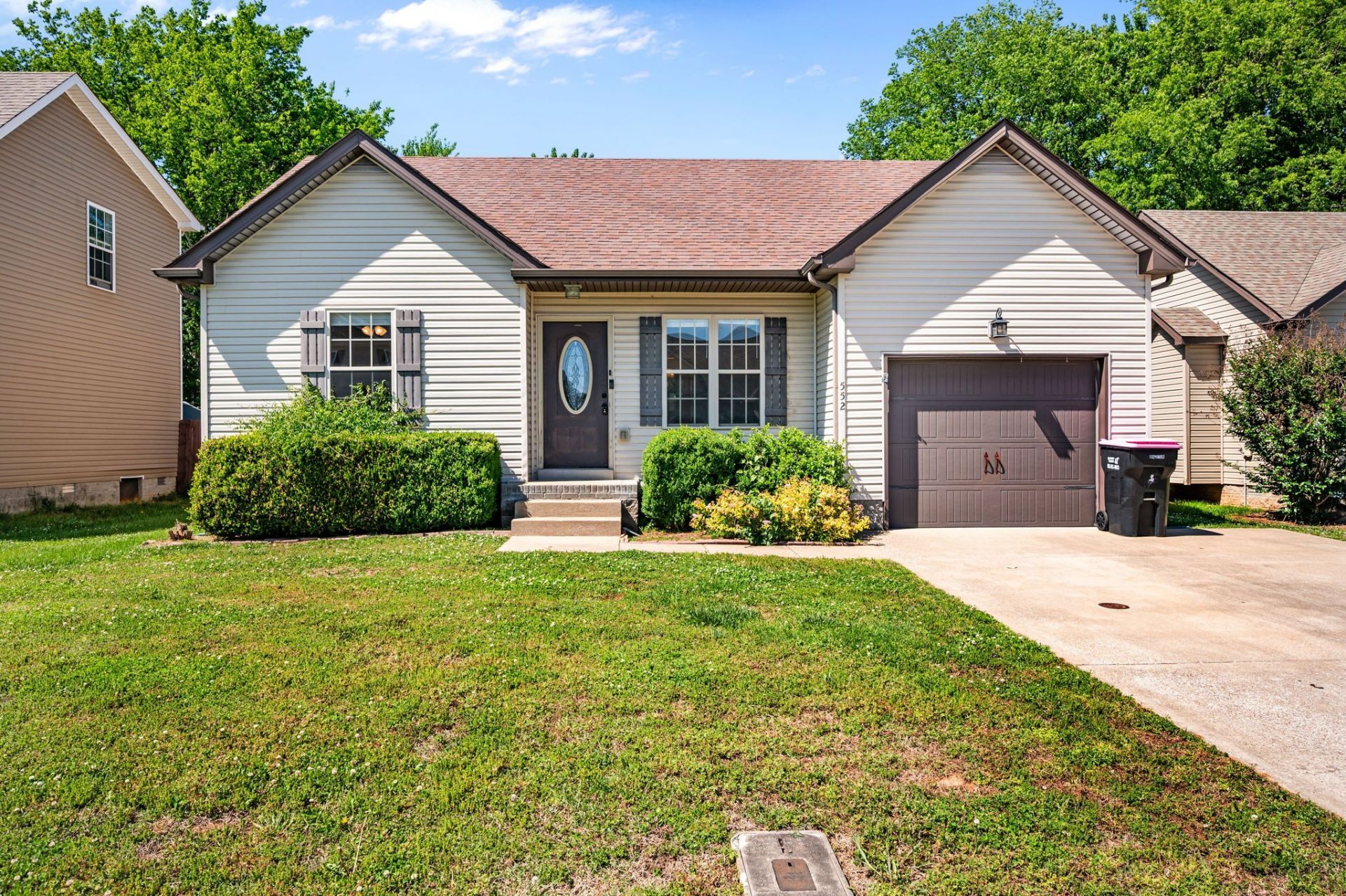 552 Falkland Cir, Clarksville, TN 37042 Main Photo