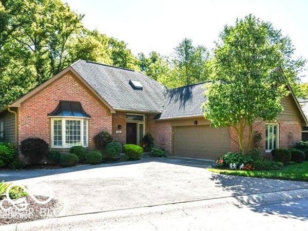 7181 Knollvalley Lane , Indianapolis, IN 46256