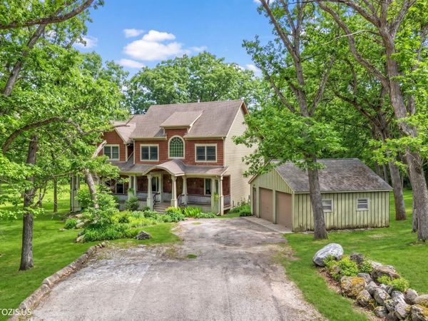 4110 Valley View Road , Crystal Lake, IL 60012