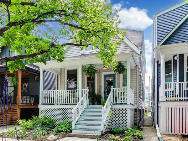 2433 W Hutchinson Street , Chicago, IL 60618