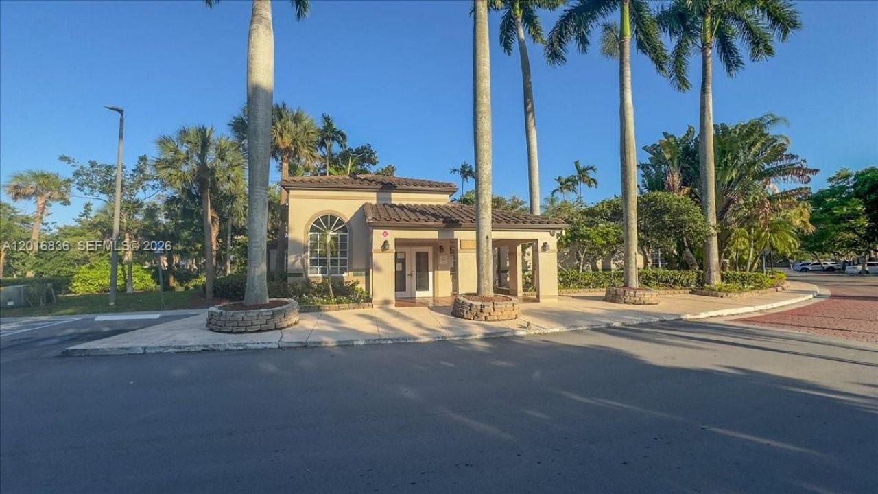 9860 Nob Hill Ln , Unit 9860, Sunrise, FL 33351 Photo