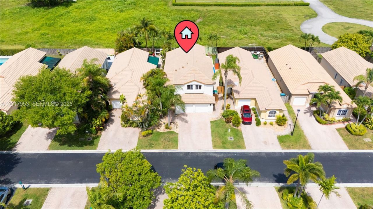 2940 NW 99th Pl , Doral, FL 33172 Photo