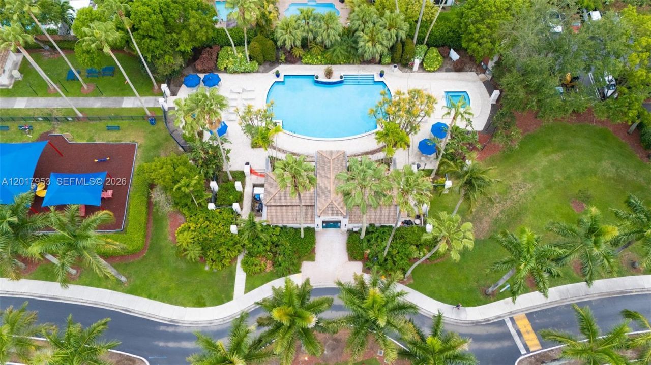 2940 NW 99th Pl , Doral, FL 33172 Photo