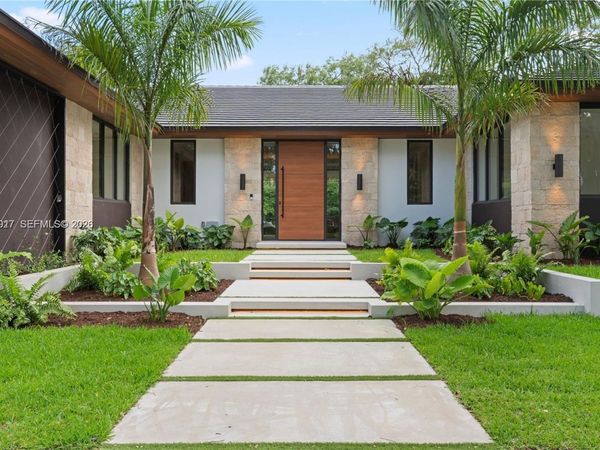7840 SW 98th St , Miami, FL 33156