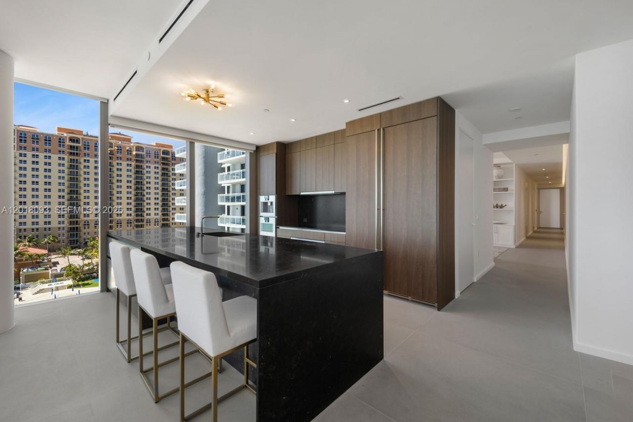 2000 S Ocean Dr , Unit 7B, Hallandale Beach, FL 33009 Photo