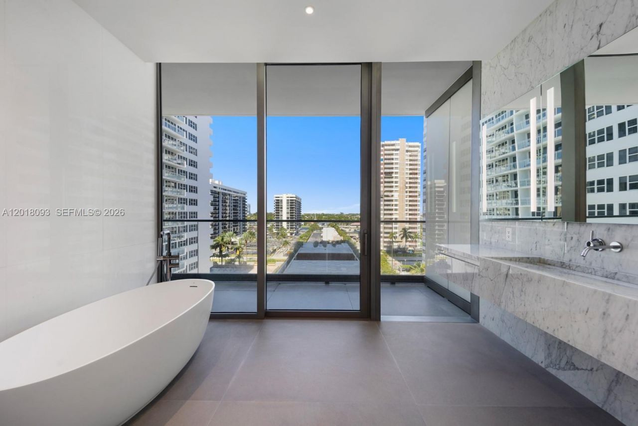2000 S Ocean Dr , Unit 7B, Hallandale Beach, FL 33009 Photo