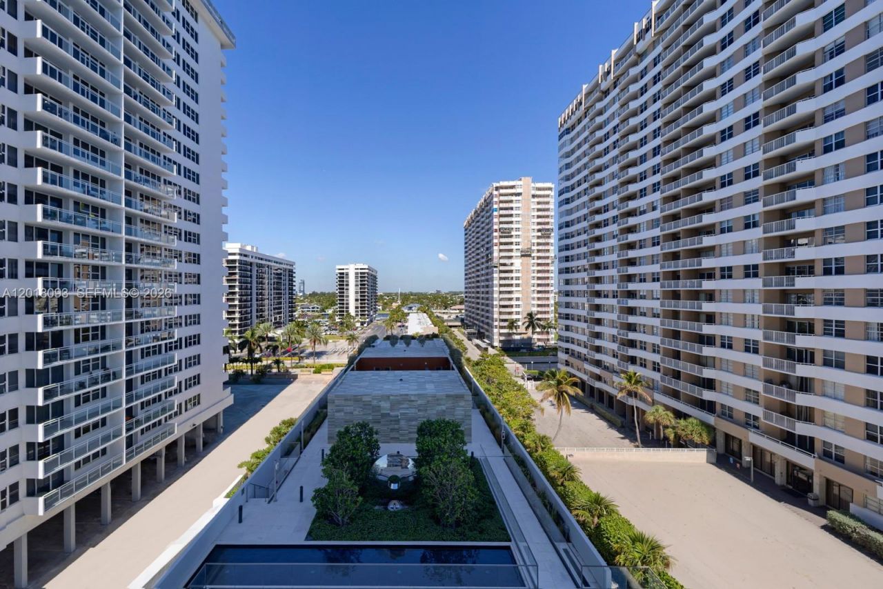 2000 S Ocean Dr , Unit 7B, Hallandale Beach, FL 33009 Photo