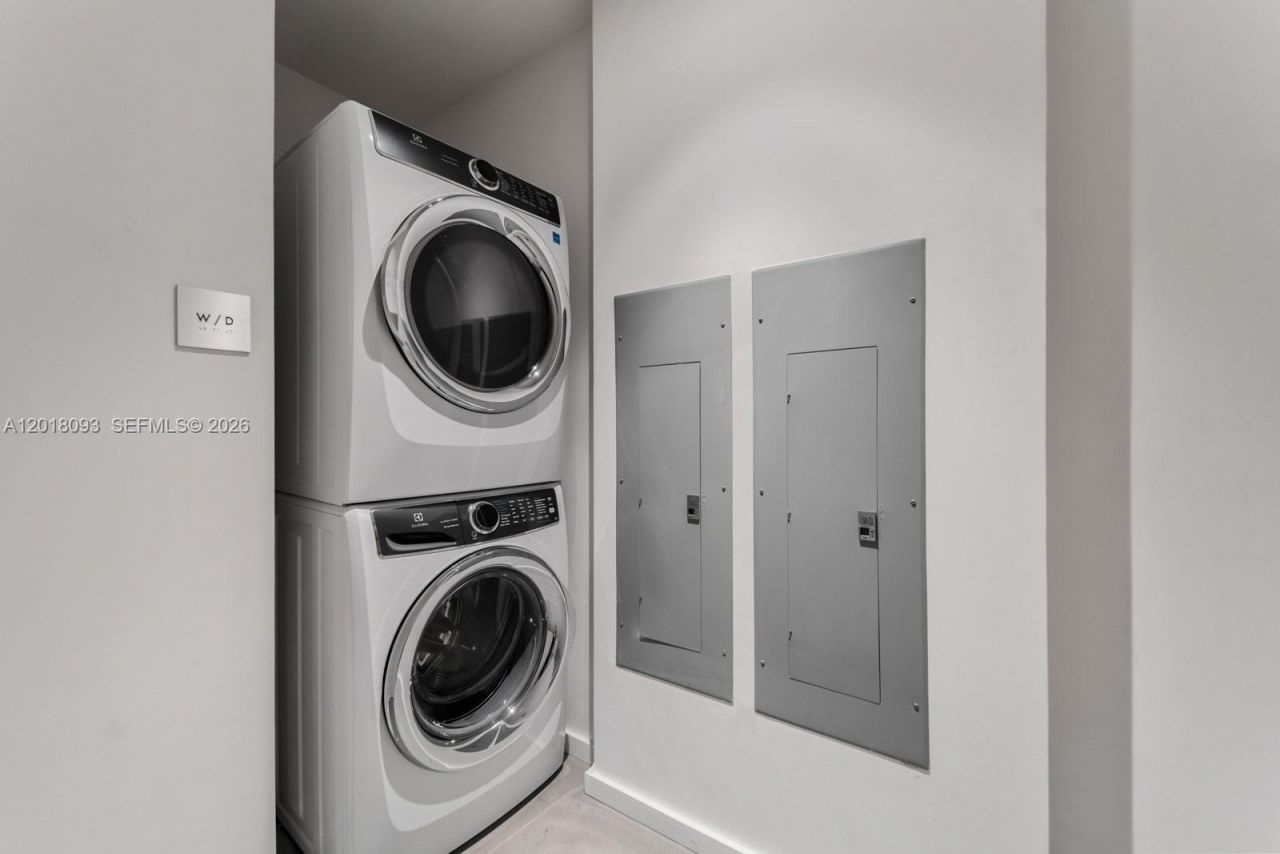2000 S Ocean Dr , Unit 7B, Hallandale Beach, FL 33009 Photo