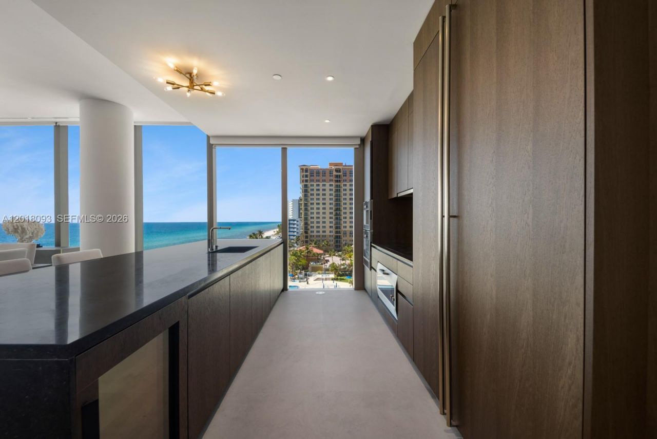 2000 S Ocean Dr , Unit 7B, Hallandale Beach, FL 33009 Photo