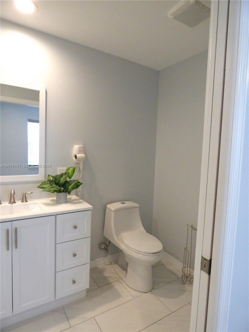 Please Call For Address, Unit (E), Port Saint Lucie, FL 34953 Photo