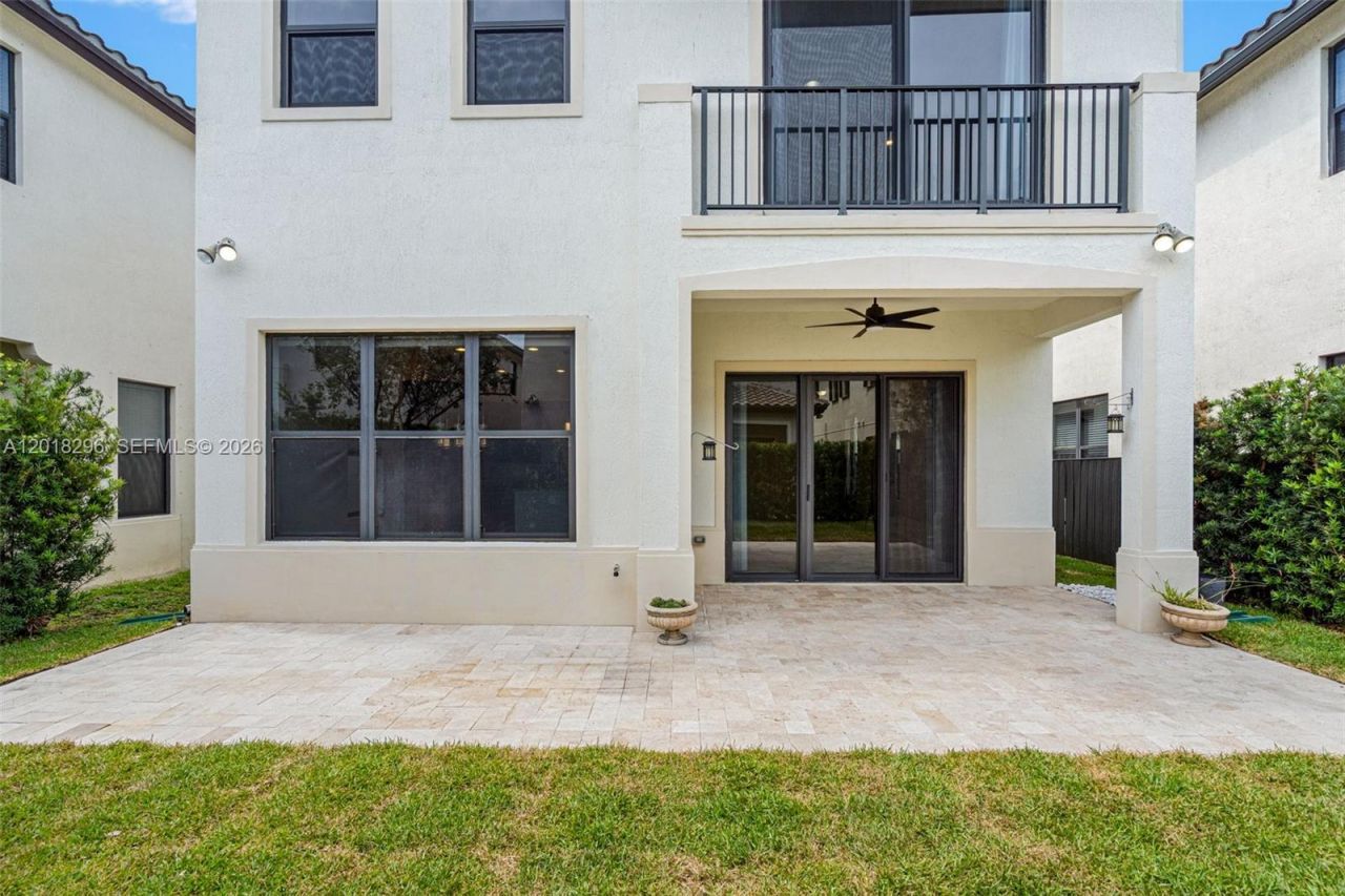 3323 W 96th Pl, Hialeah, FL 33018 Photo
