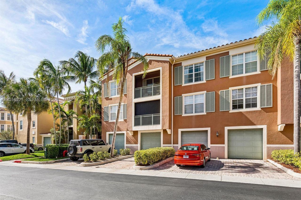 11790 Saint Andrews Pl , Unit 305, Wellington, FL 33414 Photo