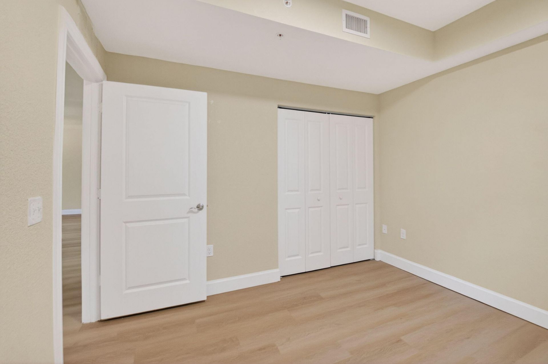 1690 Renaissance Commons Boulevard, Unit 1219, Boynton Beach, FL 33426 Photo