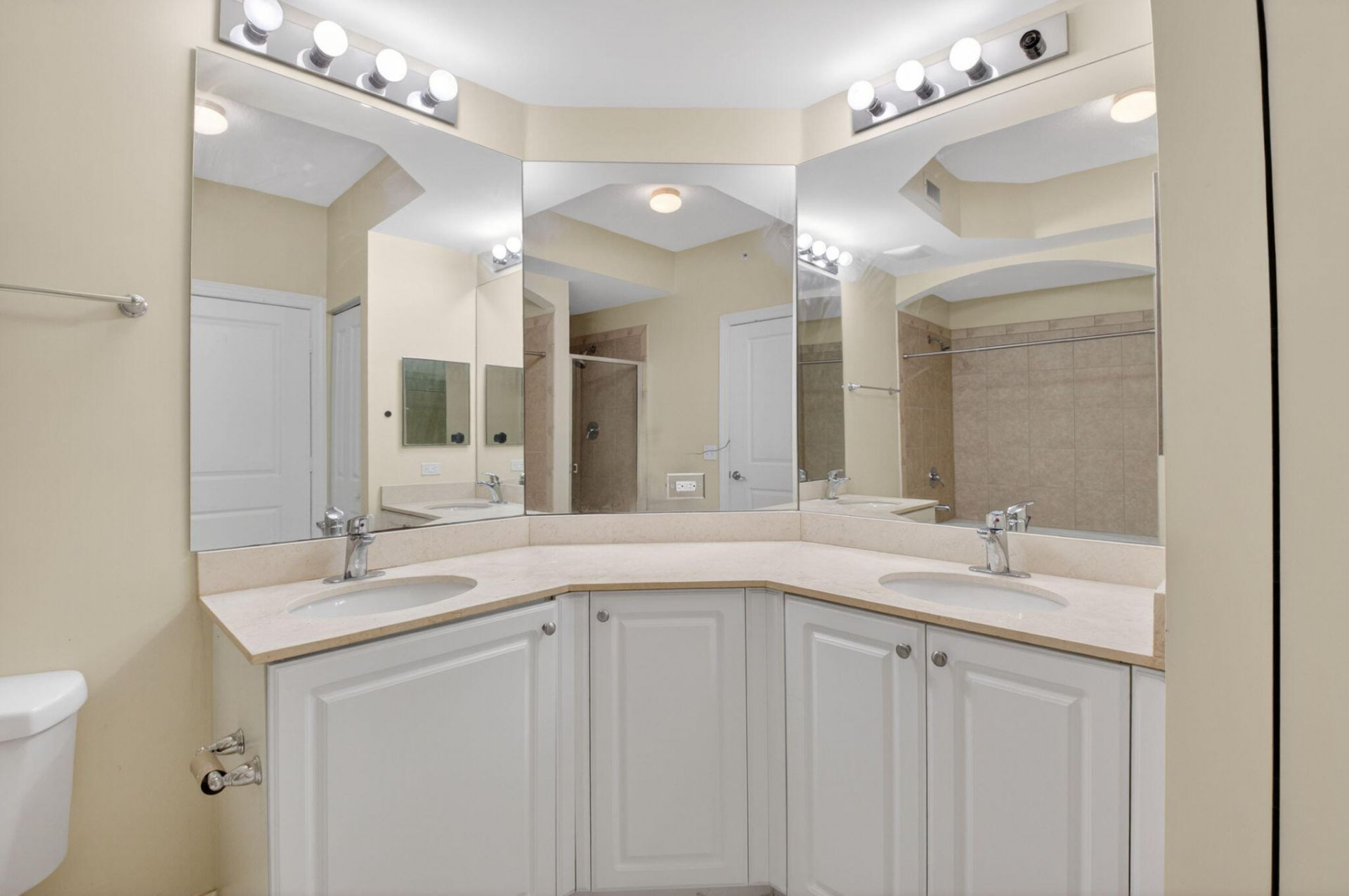 1690 Renaissance Commons Boulevard, Unit 1219, Boynton Beach, FL 33426 Photo