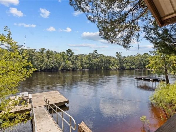 9859 NW 38th Ter, Branford, FL 32008