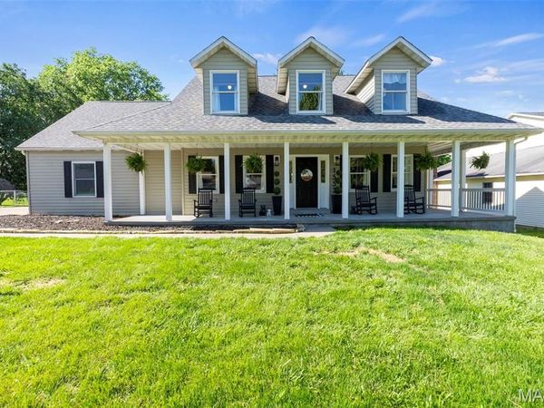 1553 Trenton Lane , Cape Girardeau, MO 63701