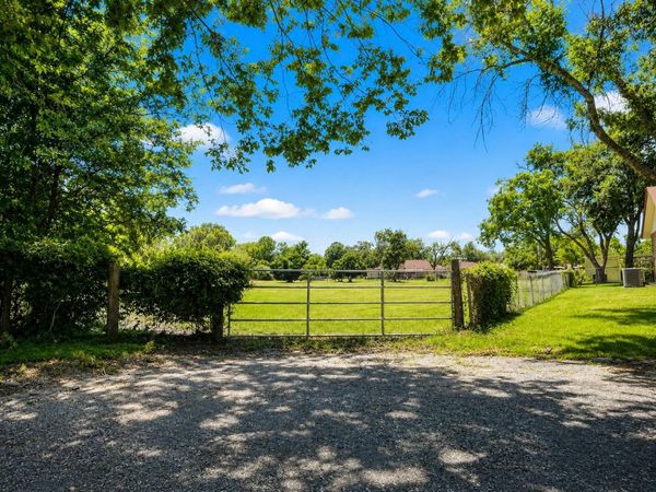 TBD S Knox Ave , Giddings, TX 78942