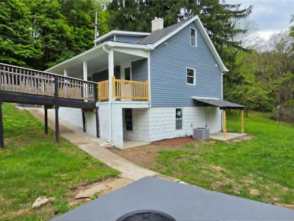 132 Cherry Tree Rd, Grindstone, PA 15442