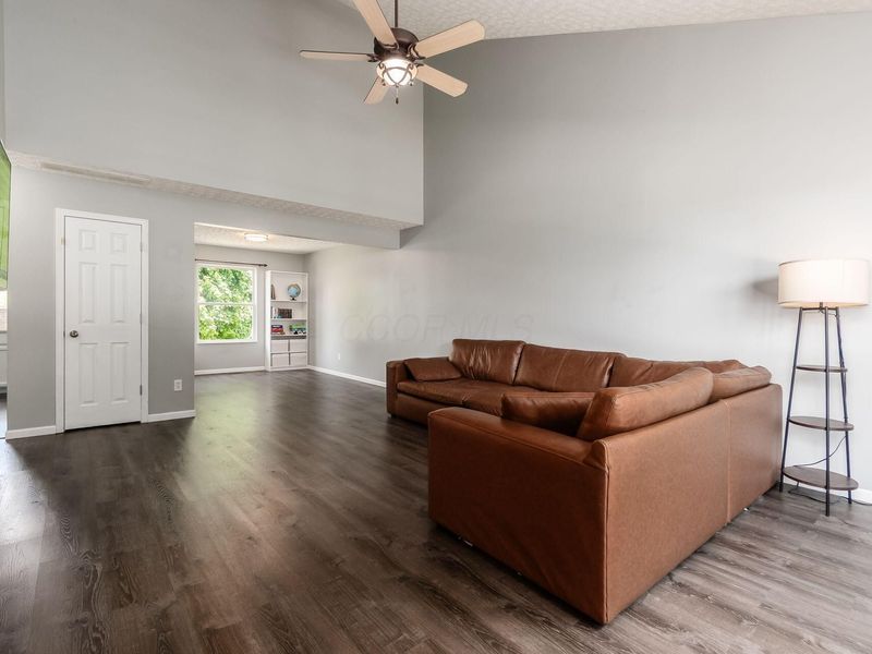 9184 Misty Dawn Drive, Columbus, OH 43240 Photo 3