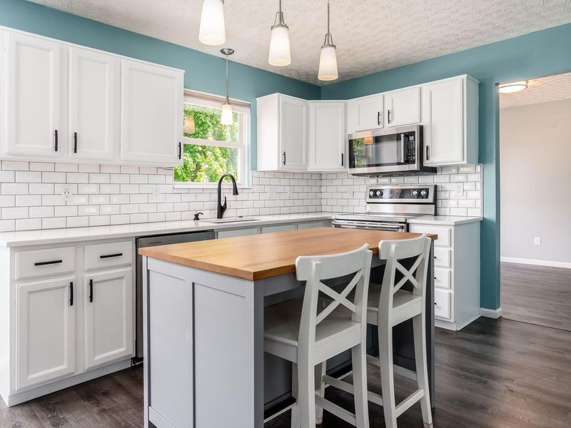 9184 Misty Dawn Drive, Columbus, OH 43240 Photo 8