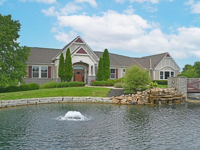 7302 Bridge Point Drive, Cincinnati, OH 45248 Photo 39